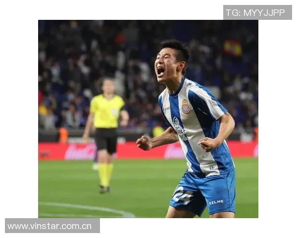 贝尔巴托夫谈舍什科跑位技巧与沟通重要性建议队友积极要球